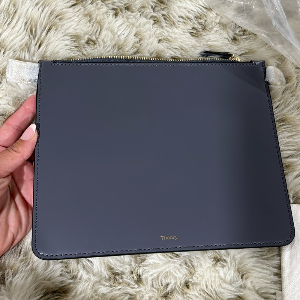 Theory wrist bag